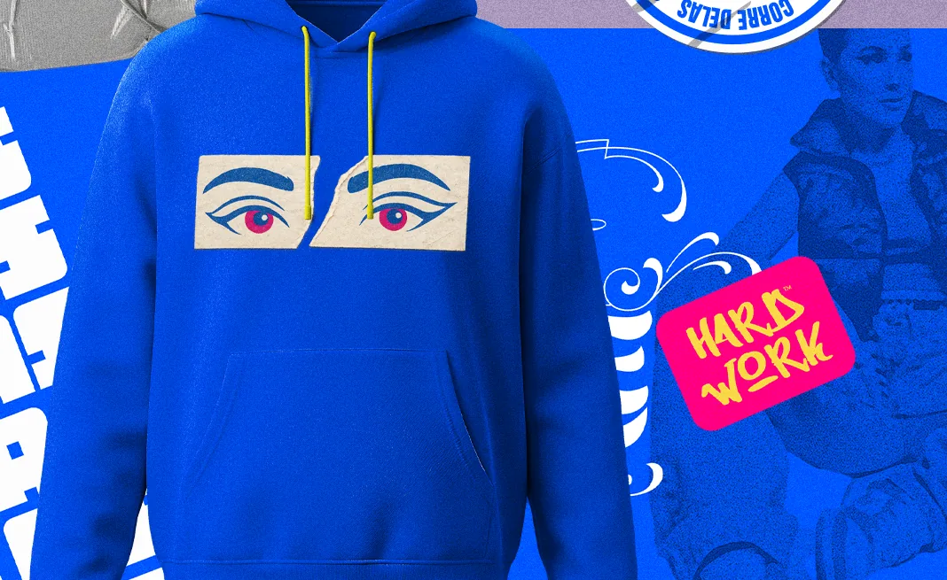 Moletom azul com os olhos da Ruty bordados no peito e o selo Hard Work ao lado